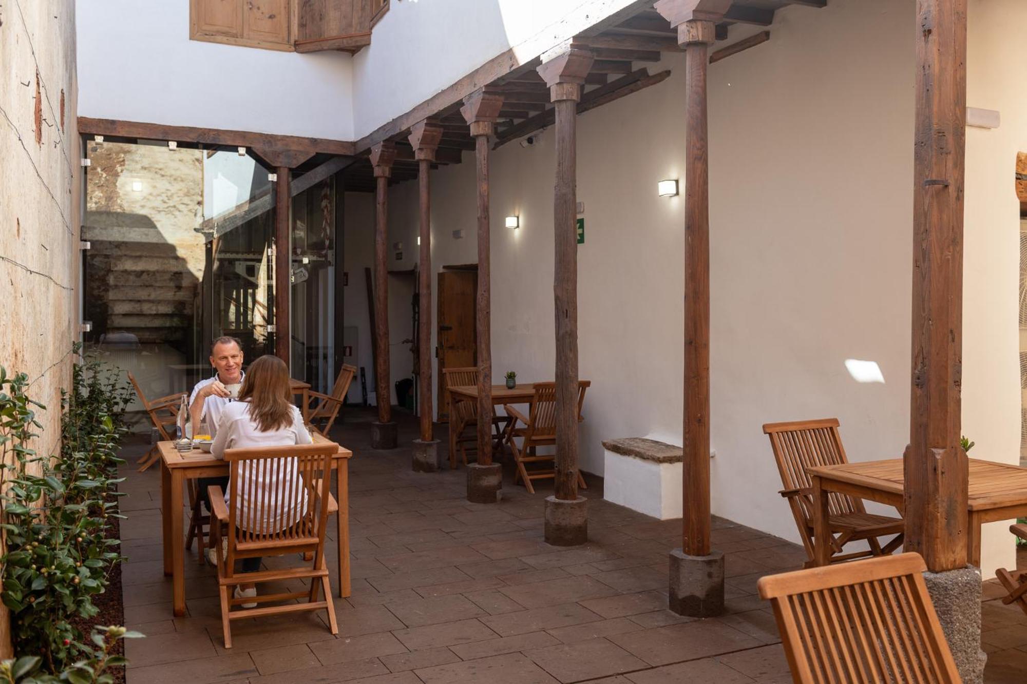 La Casa De La Camelia Otel La Laguna  Dış mekan fotoğraf