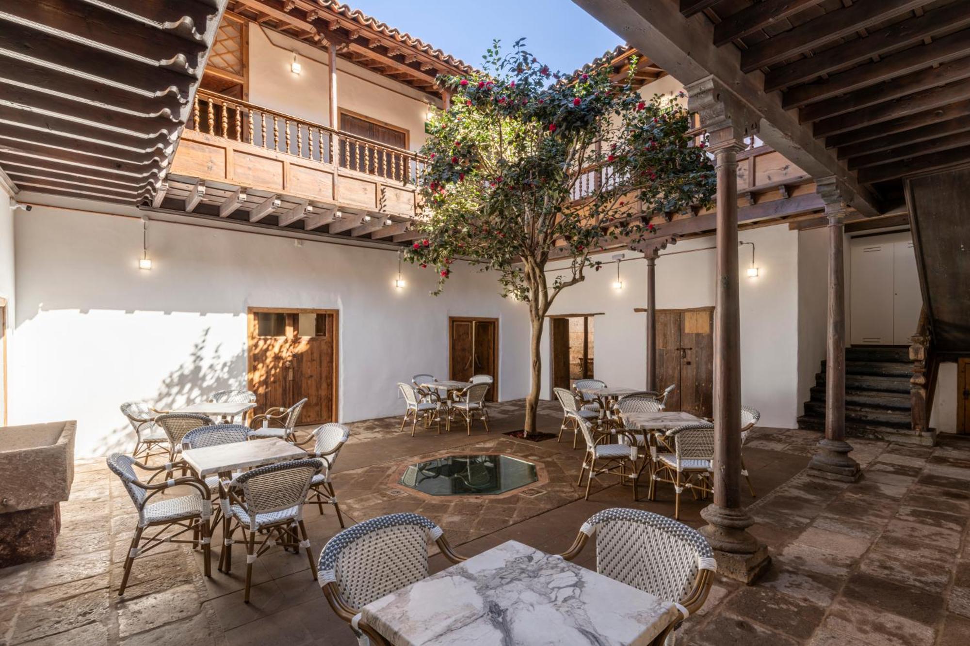 La Casa De La Camelia Otel La Laguna  Dış mekan fotoğraf